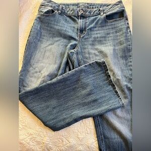 Maurices 16W Bootcut Light Wash Jeans